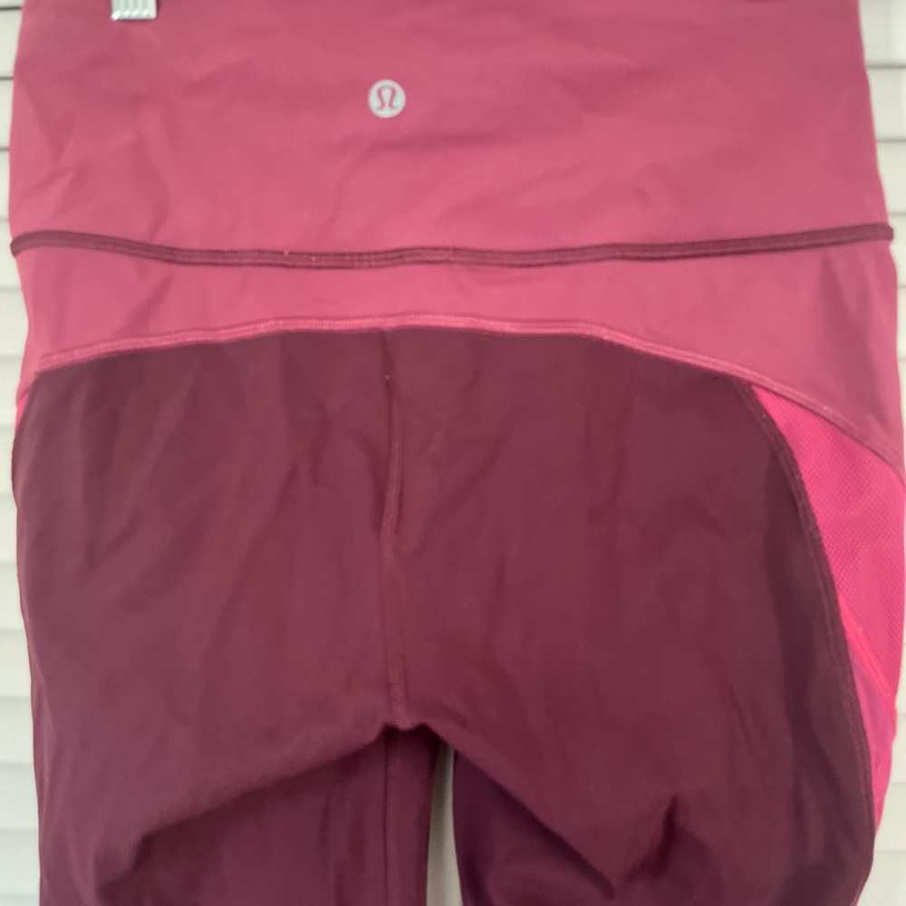 Lululemon Wunder Under Cropped Leggings Sz 6 Mesh sides burgandy - Picture 4 of 10